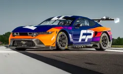 Инженерната еволюция на Форд Мустанг GT3: Кинематика и петлитров V8