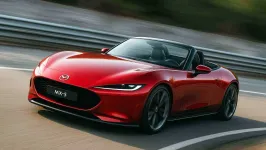 Mazda MX-5: Победа за атмосферния бензин и задното предаване
