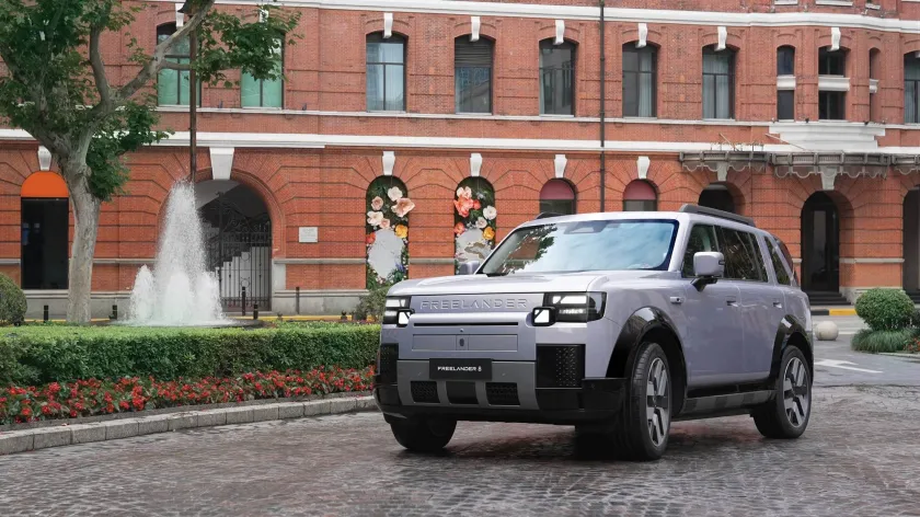 Freelander 8: Британският аристократ възкръсна като електрическо оръжие за масовия луксозен пазар